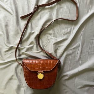 Furla vintage leather crossbody bag